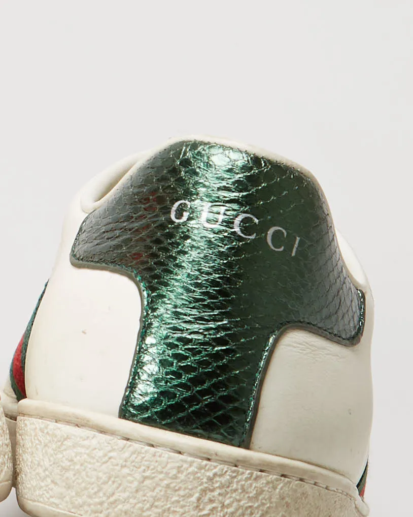 Gucci White Embroidered Logo Trainers  - UK 6