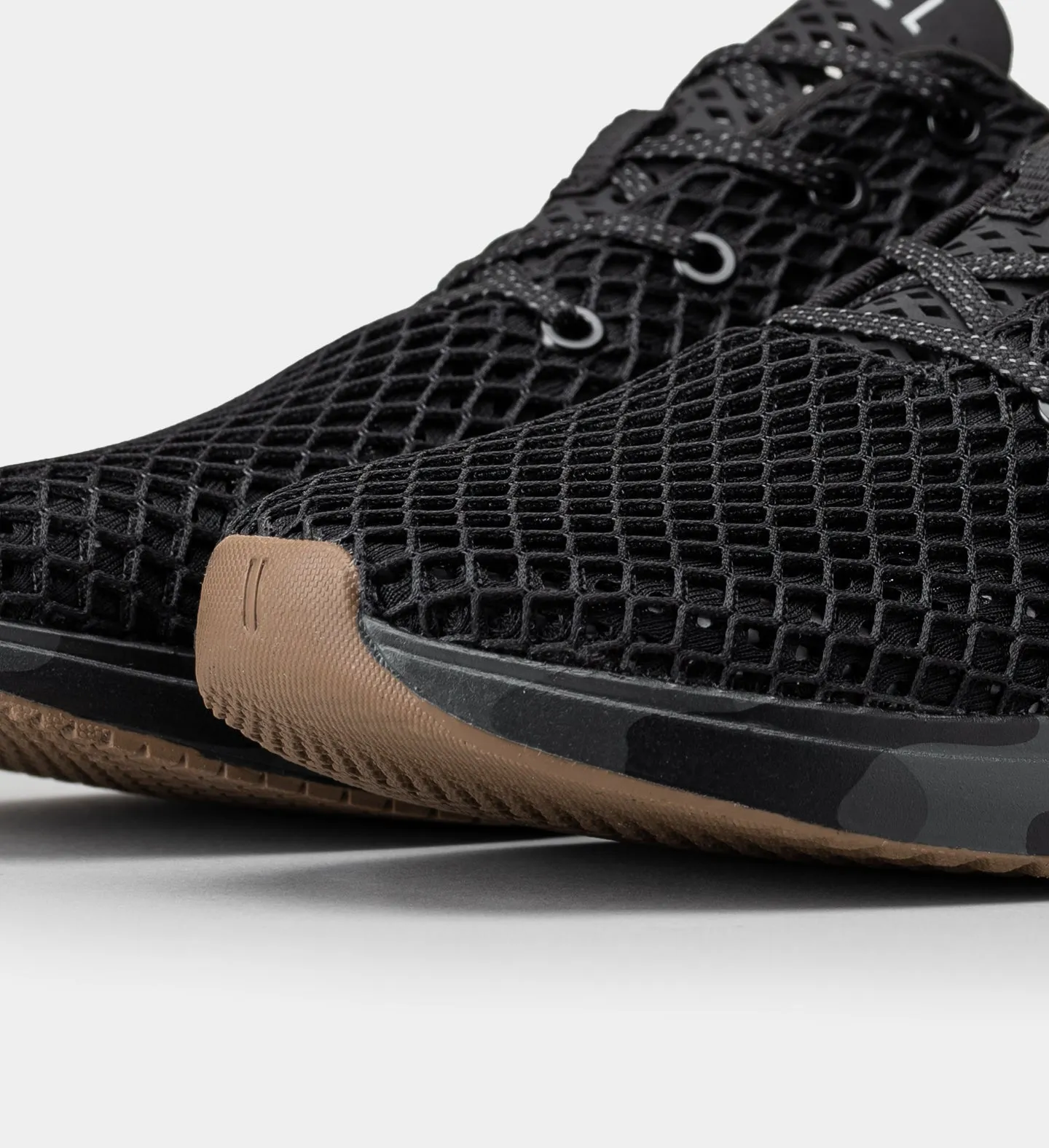 Men's Camo Mesh Runner