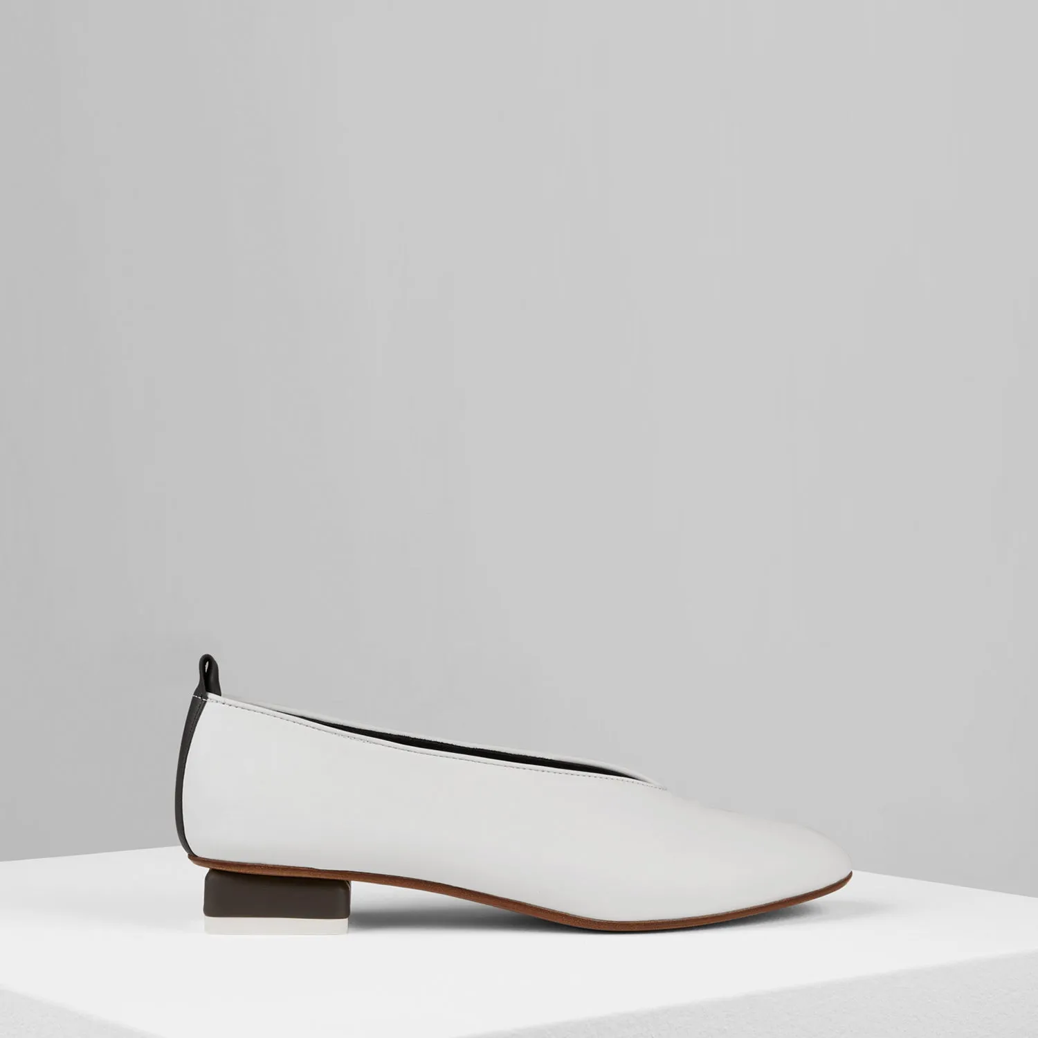 Mildred Piccola in Bianco Grigio