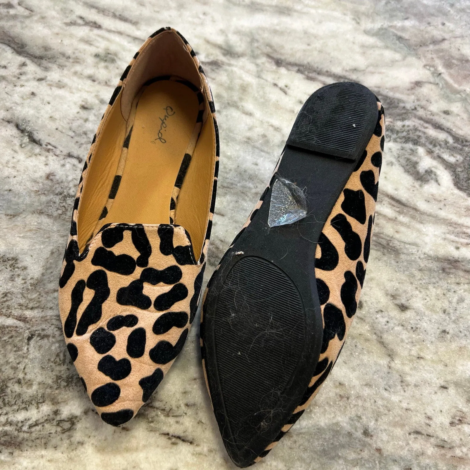 Qupid Pointed Toe Leopard Dress Shoes Size 7.5