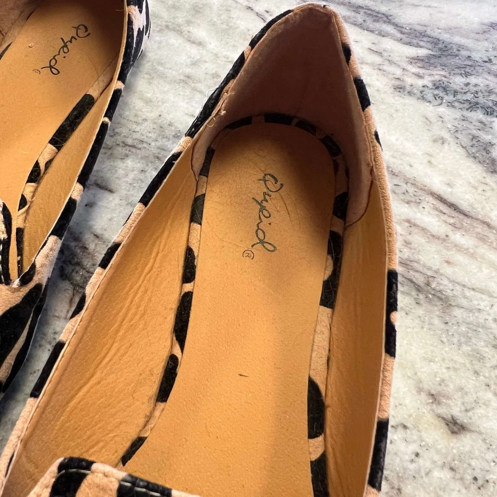 Qupid Pointed Toe Leopard Dress Shoes Size 7.5